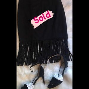 SOLD Black faux suede fridge skirt !